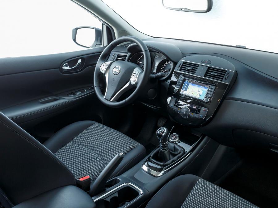  Nissan Pulsar 2015 года  (фото 30 из 33)